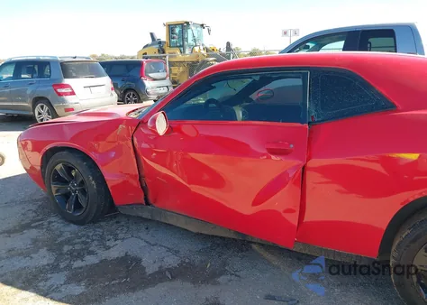 2015 Dodge Challenger Sxt из США, поврежденный, VIN 2C3CDZAG8FH819607